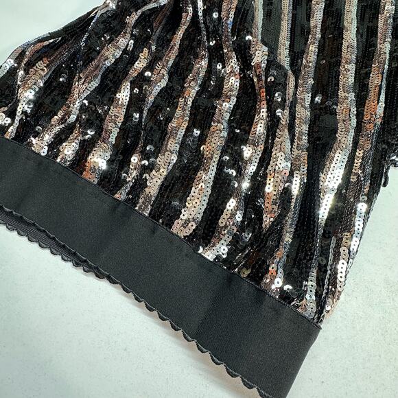 Grey Collective Women’s Sequin Fringe Skirts Black Gold Size S New w/ Tags - Picture 4 of 6